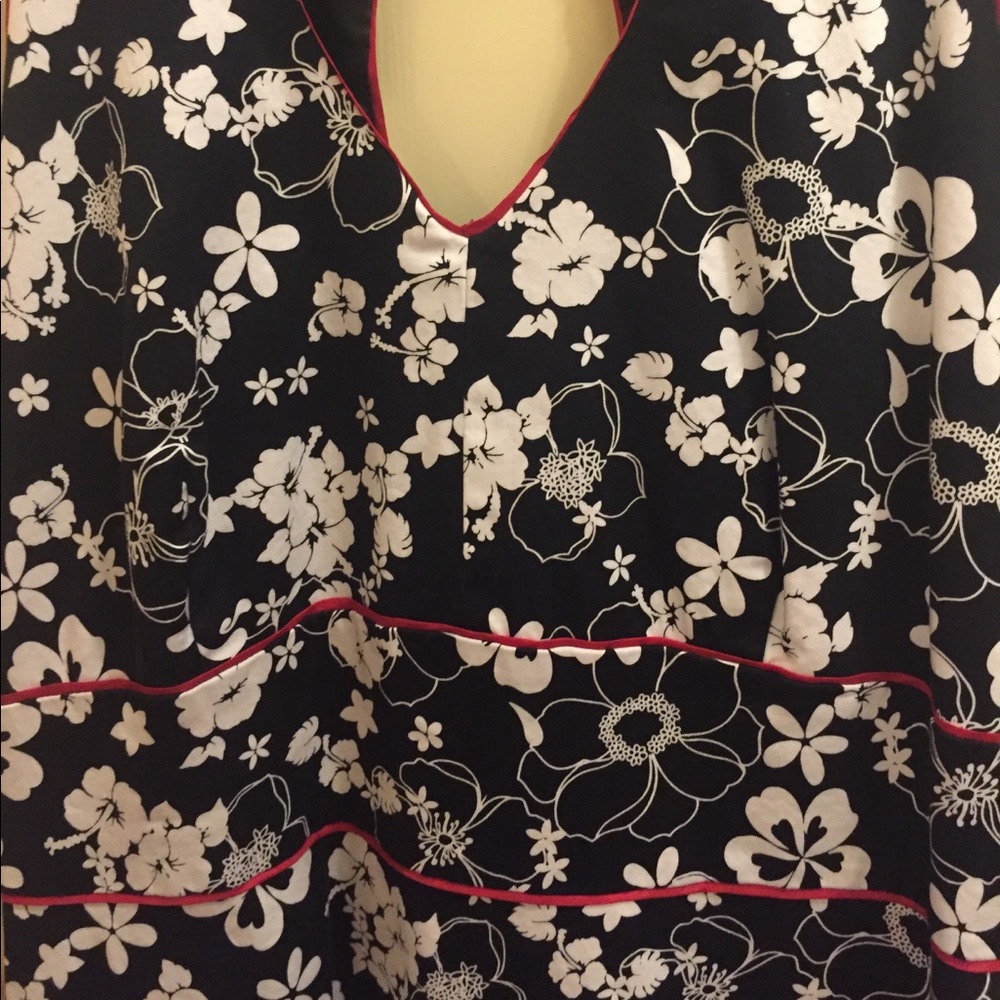 K Studio Dress - Picture 4 of 4